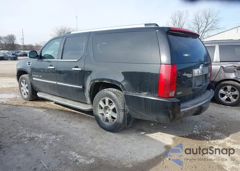 2009 Cadillac Escalade Esv Standard z USA, uszkodzony, nr VIN 1GYFK16249R252047
